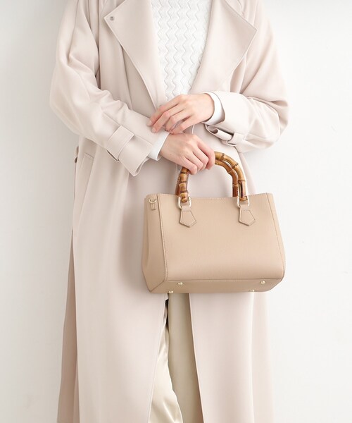 INDIVI(インディヴィ)の「◆【合皮/トレンド/ショルダー付】バンブーハンドバッグ(ハンドバッグ・レディース・ベージュ/ブルー/ブラック・00)」の15枚目の写真