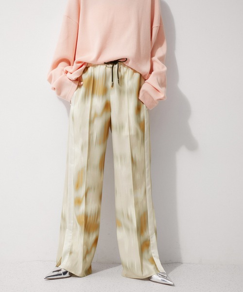 CHICS（シックス）の「【CHICS for ADAM ET ROPE'】別注PRINT PANTS（その他パンツ・レディース・ベージュ系その他/ピンク系その他2・FREE）」の2枚目の写真