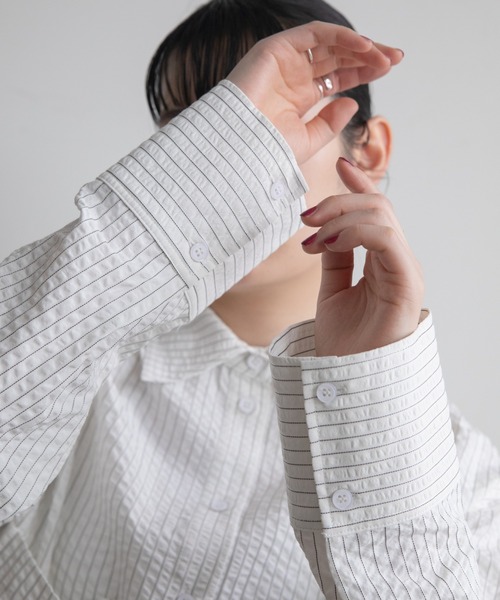 VACANCY（ヴァカンシー）の「ハーネスショートシャツ（シャツ/ブラウス・レディース・ホワイト/チャコールグレー・FREE）」の12枚目の写真