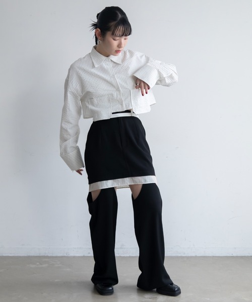 VACANCY（ヴァカンシー）の「ハーネスショートシャツ（シャツ/ブラウス・レディース・ホワイト/チャコールグレー・FREE）」の16枚目の写真