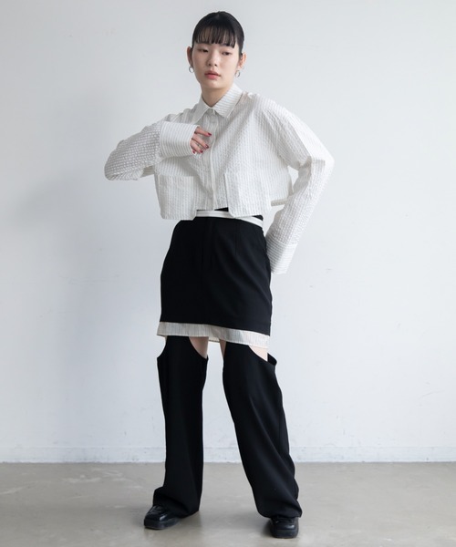 VACANCY（ヴァカンシー）の「ハーネスショートシャツ（シャツ/ブラウス・レディース・ホワイト/チャコールグレー・FREE）」の14枚目の写真