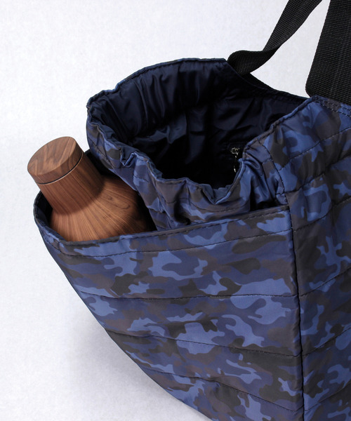 SPICE OF LIFE（スパイス オブ ライフ）の「軽くて大容量のリバーシブルキルトバッグ ターコイズ/パープル/カモフラ（トートバッグ・レディース・ホワイト系/ネイビー系/ターコイズブルー系/パープル系・ONE SIZE）」の8枚目の写真