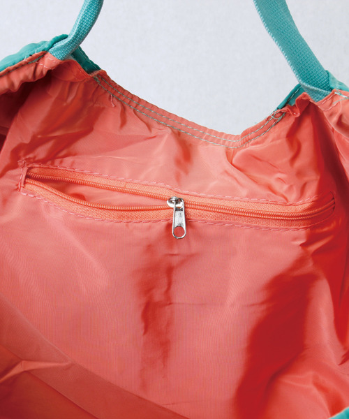 SPICE OF LIFE（スパイス オブ ライフ）の「軽くて大容量のリバーシブルキルトバッグ ターコイズ/パープル/カモフラ（トートバッグ・レディース・ホワイト系/ネイビー系/ターコイズブルー系/パープル系・ONE SIZE）」の21枚目の写真