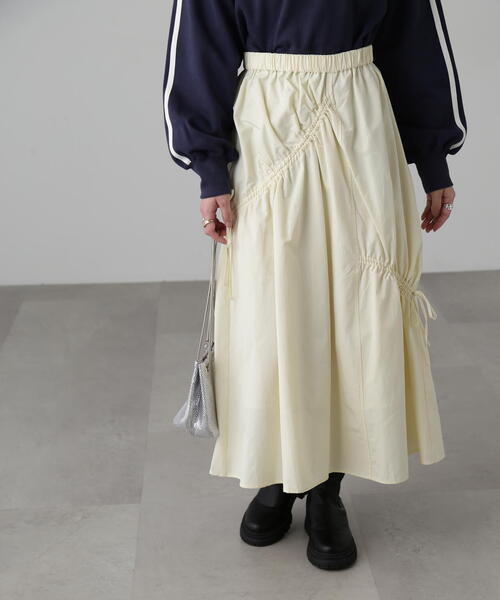 FREE'S MART（フリーズマート）の「ランダムシャーリングドロストスカート（スカート・レディース・ブラック/ベージュ/ホワイト・SMALL/MEDIUM）」の7枚目の写真