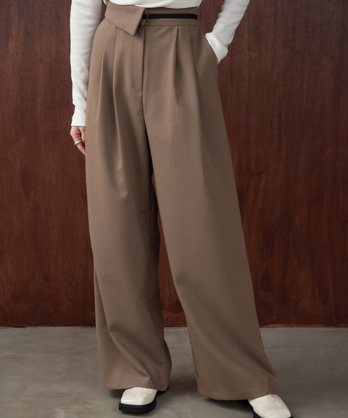 Amiur（エミレ）の「asymmetry design line tuck pants / アシンメトリーデザインラインタックパンツ（スラックス・レディース・Cream/ブラック/チャコールグレー/ベージュ・FREE）」の10枚目の写真
