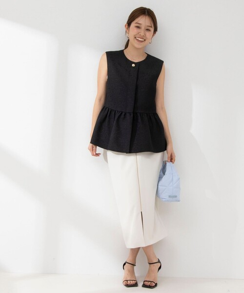 NOLLEY’S Sophi（ノーリーズソフィ）の「ウォッシャブルフクレジャガードペプラムジレ（ベスト・レディース・オフホワイト/ブラック・38）」の5枚目の写真