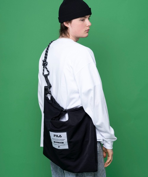 FILA（フィラ）の「FILA/フィラ ブランド ロゴ パラコード ハンドル ナイロン ショルダーバッグ ハンドバッグ トートバッグ（トートバッグ・レディース・ブルー/ブラック/オレンジ/イエロー/グレイッシュベージュ/ブルーグリーン・FREE）」の8枚目の写真