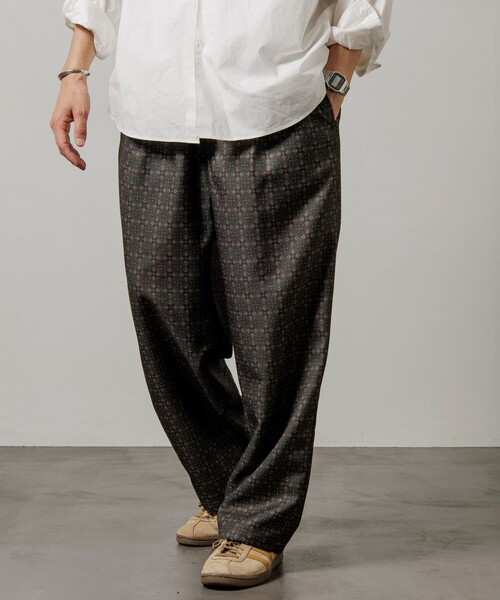 FREAK'S STORE（フリークスストア）の「リラックスフィット 総柄 プリントイージーパンツ（その他パンツ・メンズ・ブラック/チャコールグレー/ブラウン/パープル・MEDIUM/LARGE）」の16枚目の写真