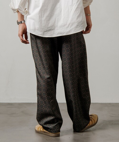 FREAK'S STORE（フリークスストア）の「リラックスフィット 総柄