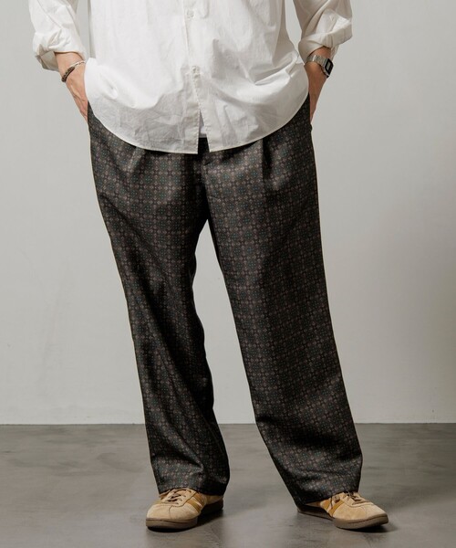 FREAK'S STORE（フリークスストア）の「リラックスフィット 総柄 プリントイージーパンツ（その他パンツ・メンズ・ブラック/チャコールグレー/ブラウン/パープル・MEDIUM/LARGE）」の19枚目の写真