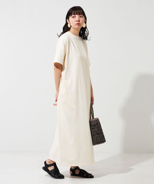 FREAK'S STORE（フリークスストア）の「WEB限定　USAコットン ビッグシルエット Tシャツ ワンピース（ワンピース・レディース・ブラック/レッド/ブラウン/ブルー/オフホワイト/ストライプ・ﾌﾘ-）」の15枚目の写真