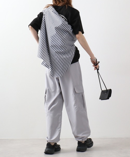 FUNALIVE(ファンアライブ)の「Peach skin cargo balloon pants / ピーチスキン カーゴバルーンパンツ unisex(カーゴパンツ・メンズ・ブラック/パープル/ネイビー/グレー・M/L/XL)」の8枚目の写真