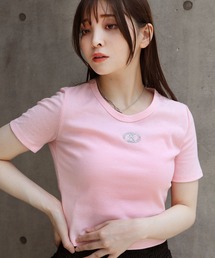 SPINNS(スピンズ)の「5色展開 ワンポイント刺繍 半袖ショートカットソー(Tシャツ/カットソー・レディース)」