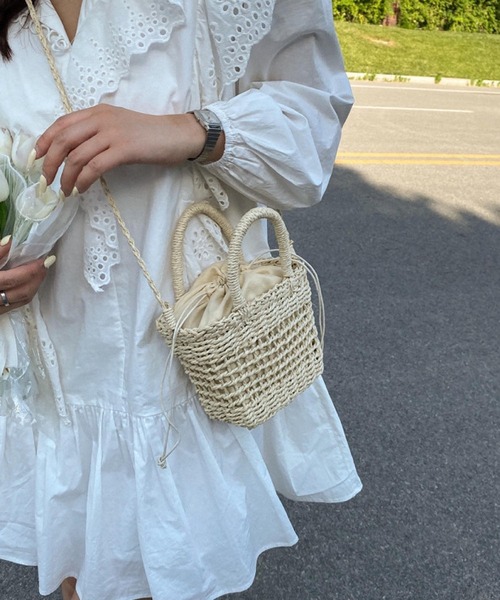 Mignonjour(ミニョンジュール)の「Mignonjour/かごショルダーバッグ M2325(ショルダーバッグ・レディース・ホワイト/ブラウン・FREE)」の11枚目の写真