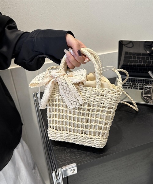 Mignonjour(ミニョンジュール)の「Mignonjour/かごショルダーバッグ M2325(ショルダーバッグ・レディース・ホワイト/ブラウン・FREE)」の13枚目の写真
