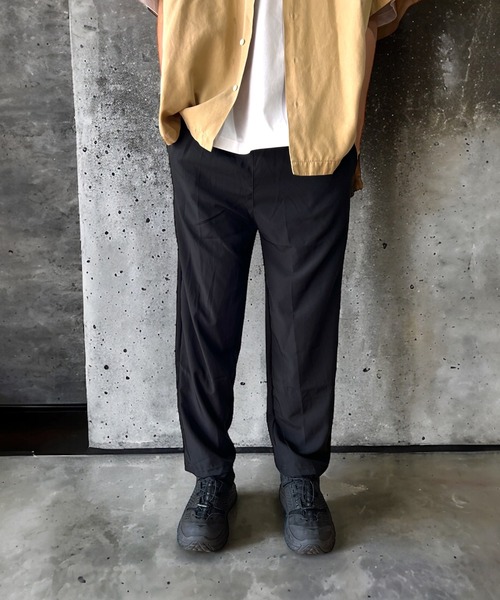 United store(ユナイテッドストア)の「イージースラックス(スラックス・メンズ・ダークグレー/ブラック/ライトグレー・L/M)」の2枚目の写真