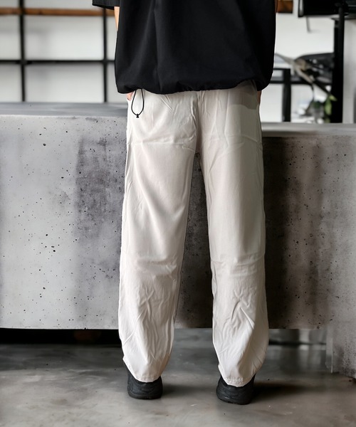 United store(ユナイテッドストア)の「イージースラックス(スラックス・メンズ・ダークグレー/ブラック/ライトグレー・L/M)」の5枚目の写真
