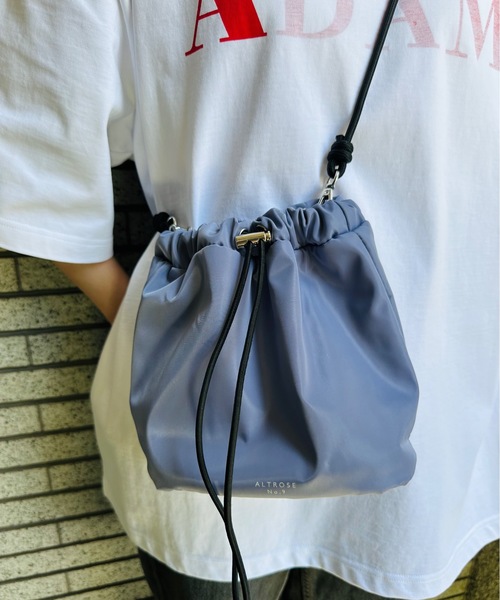 ALTROSE（アルトローズ）の「ALTROSE / アラート2WAYショルダー / #332943（ショルダーバッグ・レディース・ブラック/アイボリー/グレー系その他/シルバー/ブラック系その他/ブルー系その他・ONESIZE）」の5枚目の写真