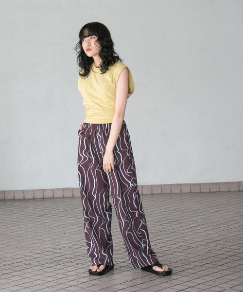 KBF（ケイビーエフ）の「ウエストノットノースリーブトップス（Tシャツ/カットソー・レディース・イエロー/ピンク/ネイビー・ONE）」の7枚目の写真