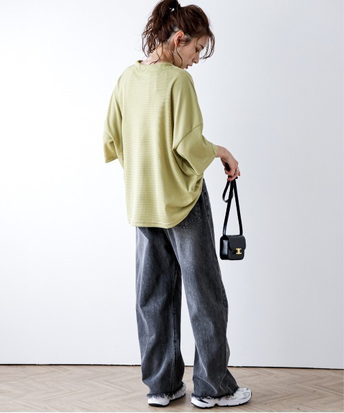 La-gemme(ラジェム)の「ワッフルオーバーサイズTシャツ(Tシャツ/カットソー・レディース・マスタード/ブラック/ピンク/グレー/オフホワイト/ブルー・フリー)」の13枚目の写真