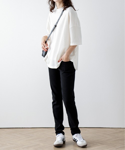 La-gemme(ラジェム)の「ワッフルオーバーサイズTシャツ(Tシャツ/カットソー・レディース・マスタード/ブラック/ピンク/グレー/オフホワイト/ブルー・フリー)」の19枚目の写真
