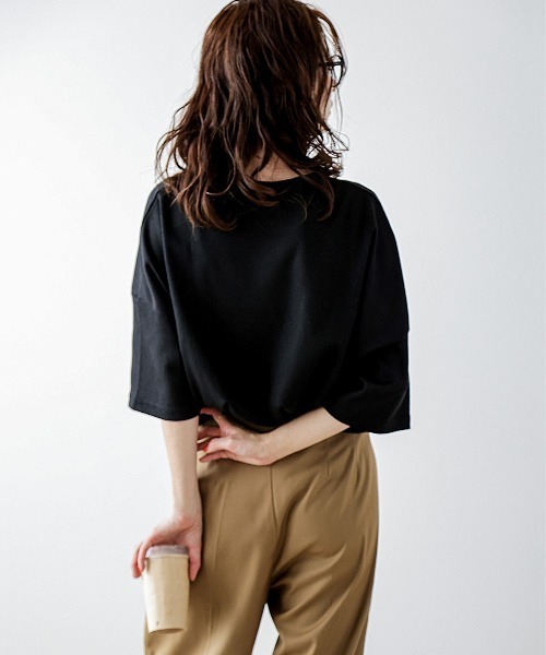 La-gemme(ラジェム)の「ワッフルオーバーサイズTシャツ(Tシャツ/カットソー・レディース・マスタード/ブラック/ピンク/グレー/オフホワイト/ブルー・フリー)」の10枚目の写真