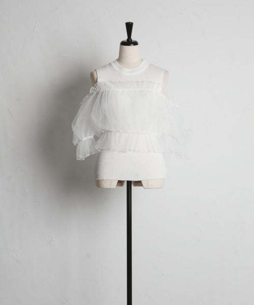 tocco closet(トッコ クローゼット)の「チュールドッキングニットプルオーバー(ニット/セーター・レディース・オフホワイト/ブラック・M)」の16枚目の写真