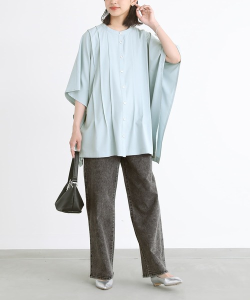 n'OrLABEL(ノアールレーベル)の「タックバンドカラーシャツ(シャツ/ブラウス・レディース・ブラック/ライトブルー/オフホワイト・FREE)」の4枚目の写真