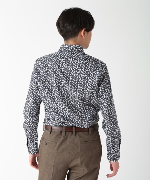 CROWDED CLOSET（クラウデッドクローゼット）の「コットンフラワープリントストレッチシャツ（シャツ/ブラウス・メンズ・レッド/ブルー・03/02/01/04）」の8枚目の写真