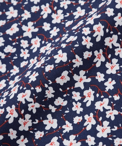 CROWDED CLOSET（クラウデッドクローゼット）の「コットンフラワープリントストレッチシャツ（シャツ/ブラウス・メンズ・レッド/ブルー・03/02/01/04）」の15枚目の写真