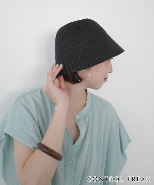 SLOBE IENA(スローブイエナ)の「CONTROL FREAK ウオッシャブルブレード゛ベルハット 234-121702(ハット・レディース・ブラック/アイボリー・FREE)」の3枚目の写真