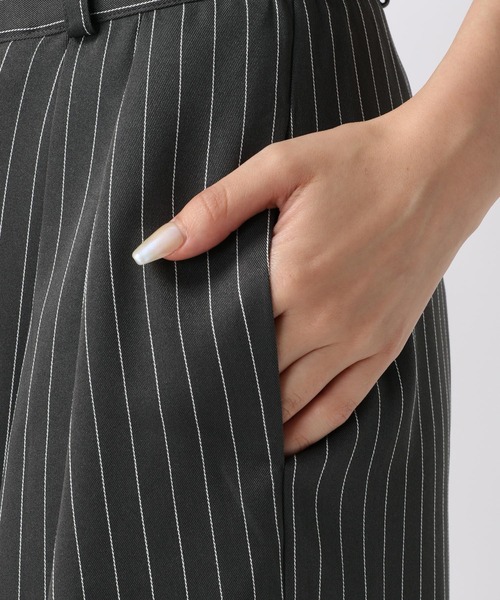 FOREVER 21(フォーエバー トゥエンティーワン)の「【2024SS】Wウエストピンストパンツ(その他パンツ・レディース・グレー/ネイビー・MEDIUM/SMALL)」の22枚目の写真