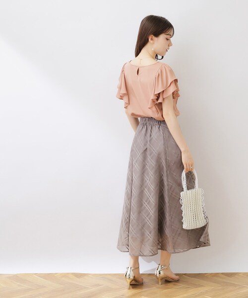 couture brooch（クチュールブローチ）の「◆【接触冷感・UV・アンチピリング・二の腕カバー】フレアスリーブカットソー（Tシャツ/カットソー・レディース・ブラック/サンドベージュ/オフホワイト・42/40/38/36）」の17枚目の写真