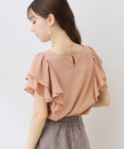 couture brooch（クチュールブローチ）の「◆【接触冷感・UV・アンチピリング・二の腕カバー】フレアスリーブカットソー（Tシャツ/カットソー・レディース・ブラック/サンドベージュ/オフホワイト・42/40/38/36）」の18枚目の写真