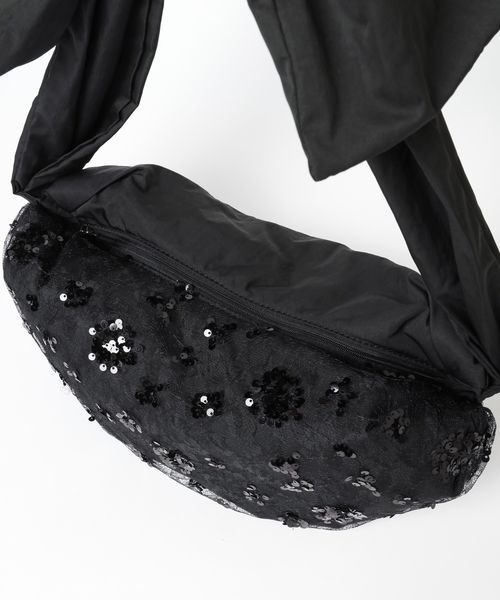 mysty woman（ミスティウーマン）の「リボンショルダーサテン＊スパンコールBAG　140888（ショルダーバッグ・レディース・ブラック/オフホワイト・FREE）」の12枚目の写真