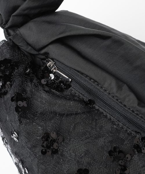 mysty woman（ミスティウーマン）の「リボンショルダーサテン＊スパンコールBAG　140888（ショルダーバッグ・レディース・ブラック/オフホワイト・FREE）」の13枚目の写真