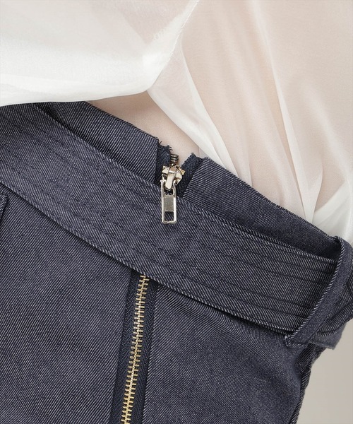 REDYAZEL（レディアゼル）の「バストベルトベアワンピース（ワンピース・レディース・ベージュ/カーキ/ブルー・SMALL/MEDIUM）」の4枚目の写真