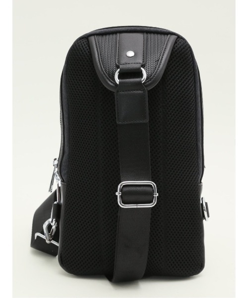 TAKA-Q（タカキュー）の「【両掛け仕様】タカキュー 斜めジップ 切替 ボディバッグ（ボディバッグ/ウエストポーチ・メンズ・ブラック/グレー・FREE）」の13枚目の写真