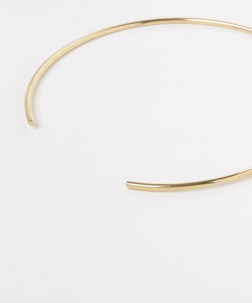 SMELLY（スメリー）の「シンプルメタルネックカフ（ネックレス・レディース・ゴールド・-）」の9枚目の写真