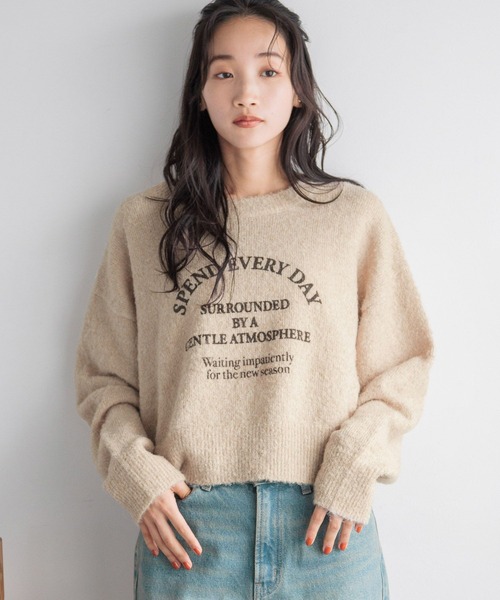 LOWRYS FARM（ローリーズファーム）の「ブークレロゴショートＬＳ　152624（ニット/セーター・レディース・チャコールグレー/ブルー/アイボリー・FREE）」の2枚目の写真