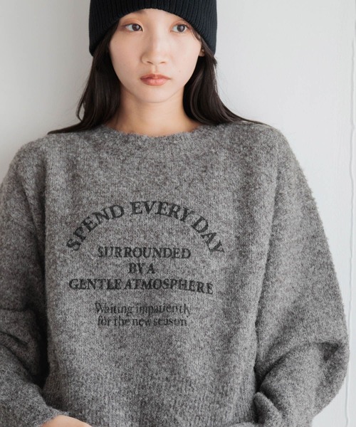 LOWRYS FARM（ローリーズファーム）の「ブークレロゴショートＬＳ　152624（ニット/セーター・レディース・チャコールグレー/ブルー/アイボリー・FREE）」の16枚目の写真