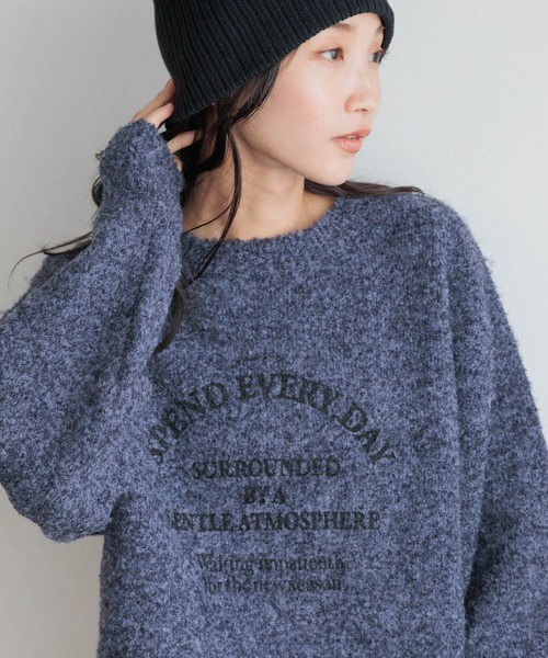 LOWRYS FARM（ローリーズファーム）の「ブークレロゴショートＬＳ　152624（ニット/セーター・レディース・チャコールグレー/ブルー/アイボリー・FREE）」の20枚目の写真