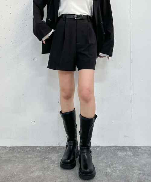 archives(アルシーヴ)の「【セットアップ対応】ベルト付タックショートパンツ(その他パンツ・レディース・アイボリー/ブラック/モカ・MEDIUM)」の14枚目の写真