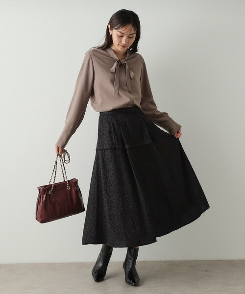 OPAQUE.CLIP（オペークドットクリップ）の「◆《美人百花掲載》レオパードジャカード フレアスカート【洗濯機洗い可】（スカート・レディース・チャコールグレー/ブルー/ブラック・40/38/42）」の10枚目の写真