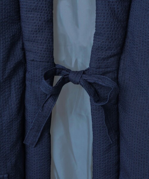 BEAMS JAPAN（ビームス　ジャパン）の「【別注】THIS IS MADE IN JAPAN / しじら織り どてら ダウンジャケット（ダウンジャケット/コート・レディース・ネイビー・3/2/4）」の6枚目の写真