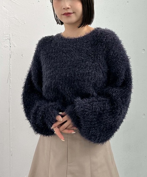 archives（アルシーヴ）の「ラメフェザークロップドニット（ニット/セーター・レディース・アイボリー/ネイビー/グレー/ピンク・MEDIUM）」の3枚目の写真