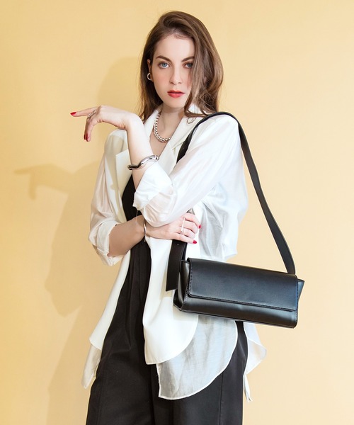 styiro(スタイロ)の「Landscape bag/横長ダックスフラップバッグ(ショルダーバッグ・レディース・アイボリー/グレー/ブラック/ブラウン・FREE)」の20枚目の写真