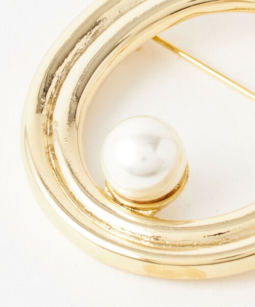 green label relaxing（グリーンレーベルリラクシング）の「リング&フェイクパール ブローチ（ブローチ/コサージュ・レディース・ゴールド/シルバー・FREE）」の6枚目の写真