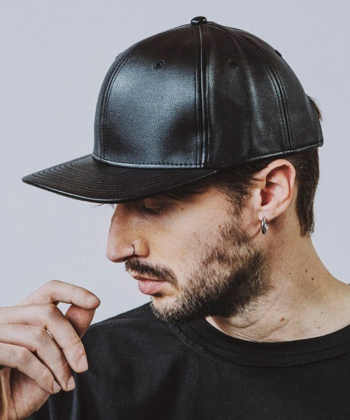 NO ID.（ノーアイディ）の「mko12515-ｼﾝｾﾃｨｯｸﾚｻﾞｰBB-CAP キャップ（キャップ・メンズ・アイボリー/ブラック・ONE SIZE）」の2枚目の写真