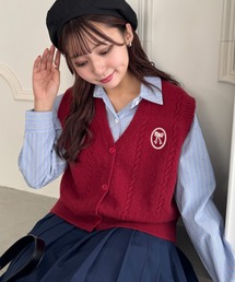 リボン刺繍ニットベスト